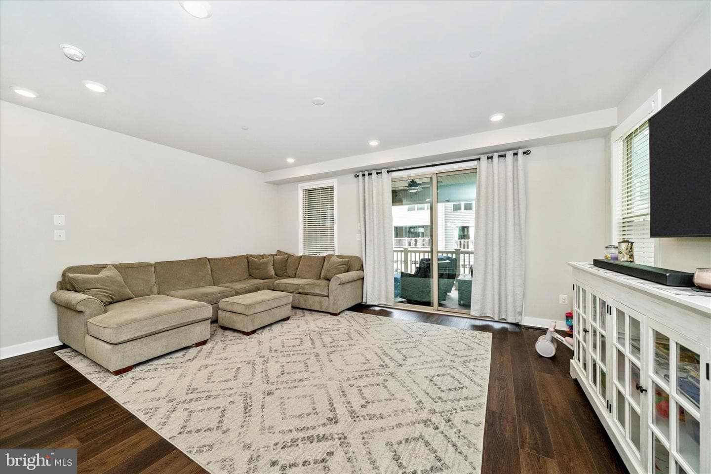 4730 Black Eyed Susan Mews photo 11