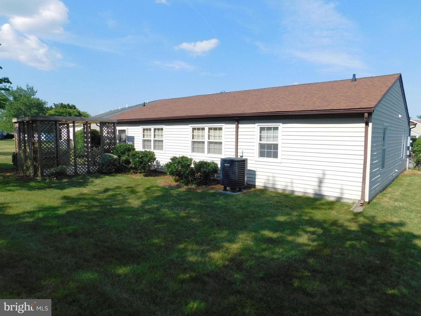 5603 Honeysuckle Court photo 5