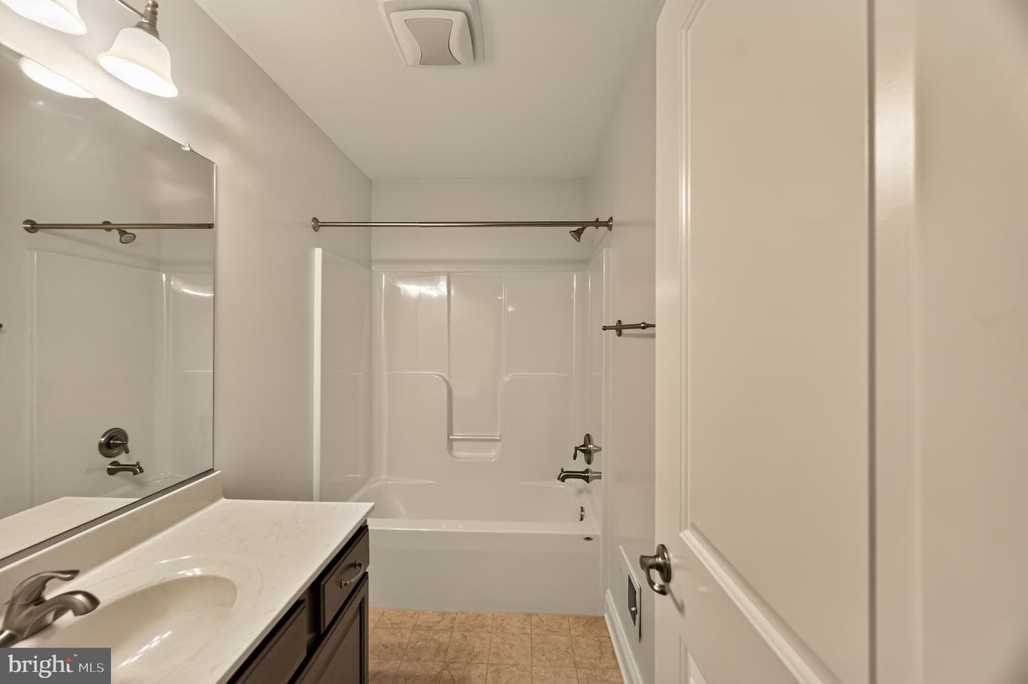 8711 Chestnut Grove Road photo 19