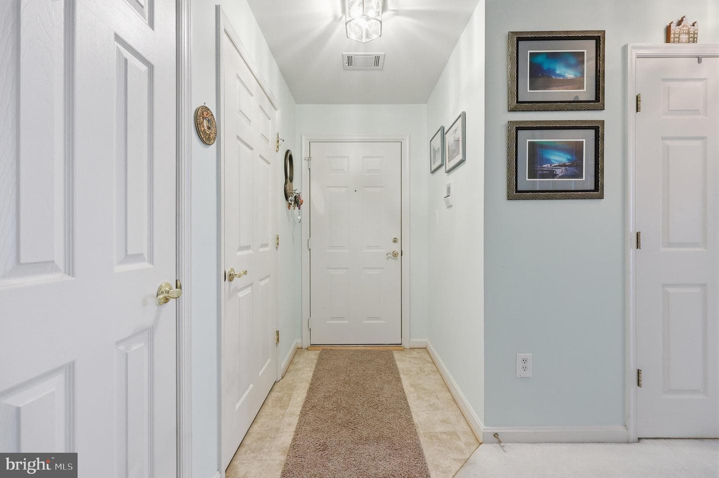 2501 Coleridge Drive photo 4