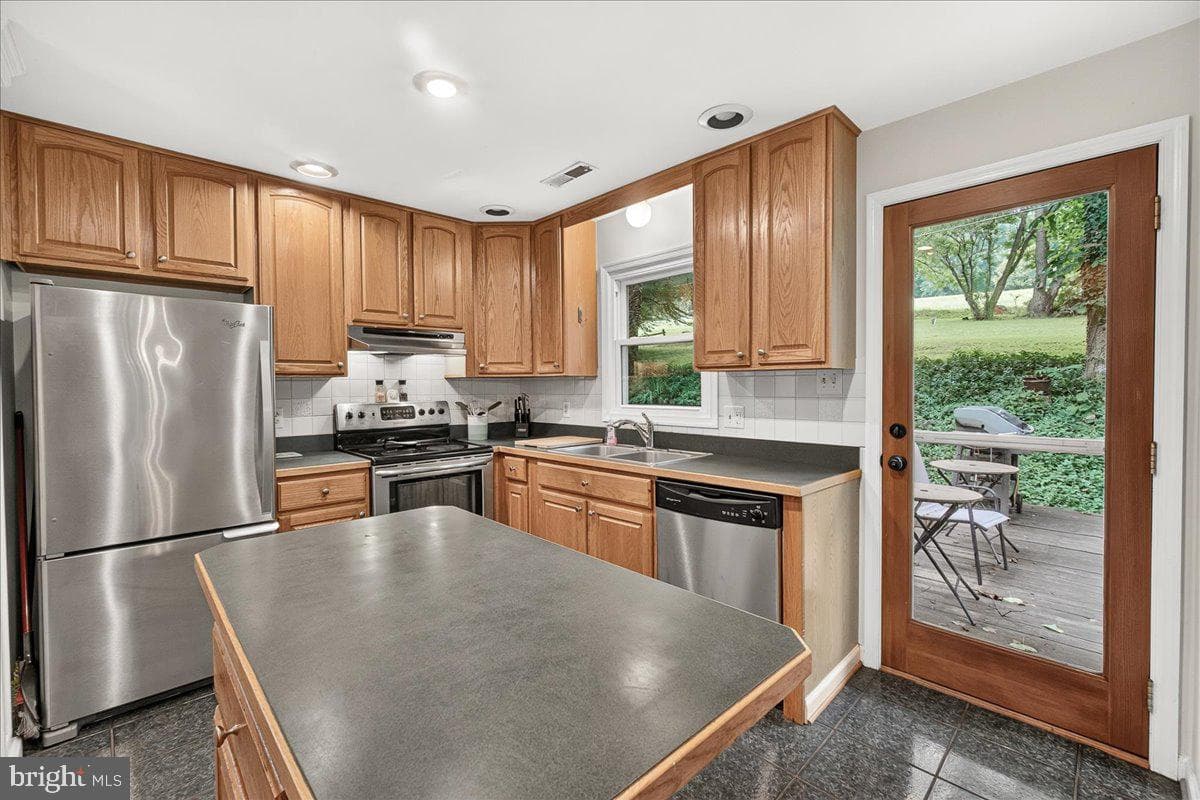 6144 Mount Phillip Road photo 16