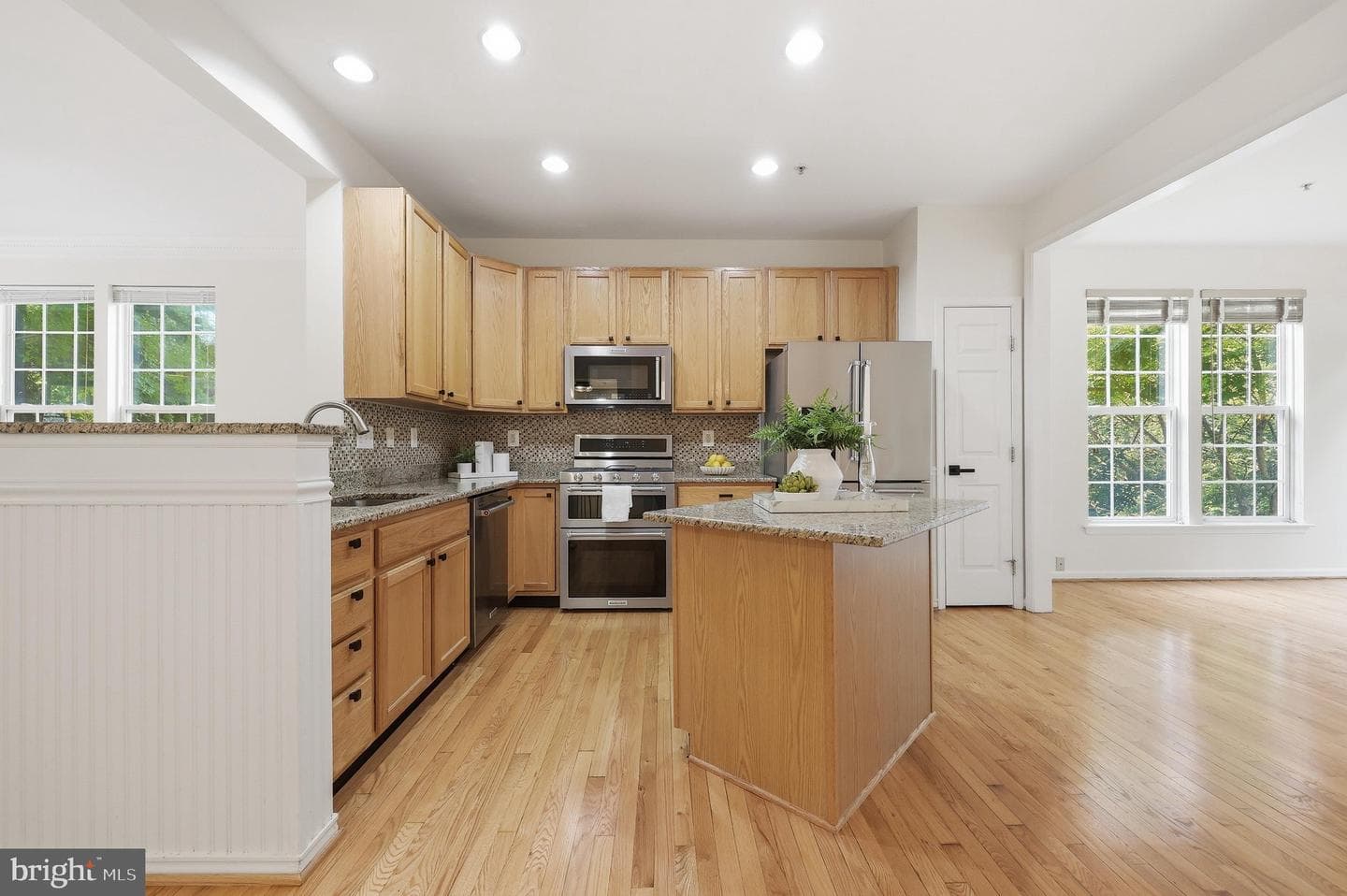 3647 Singleton Terrace photo 10