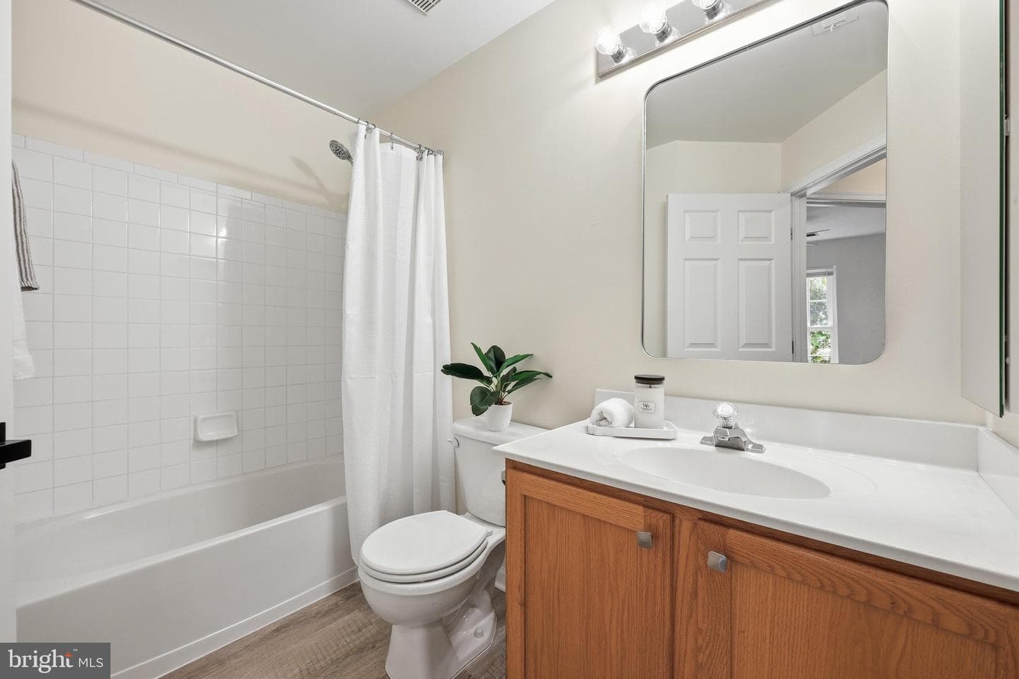 3647 Singleton Terrace photo 29