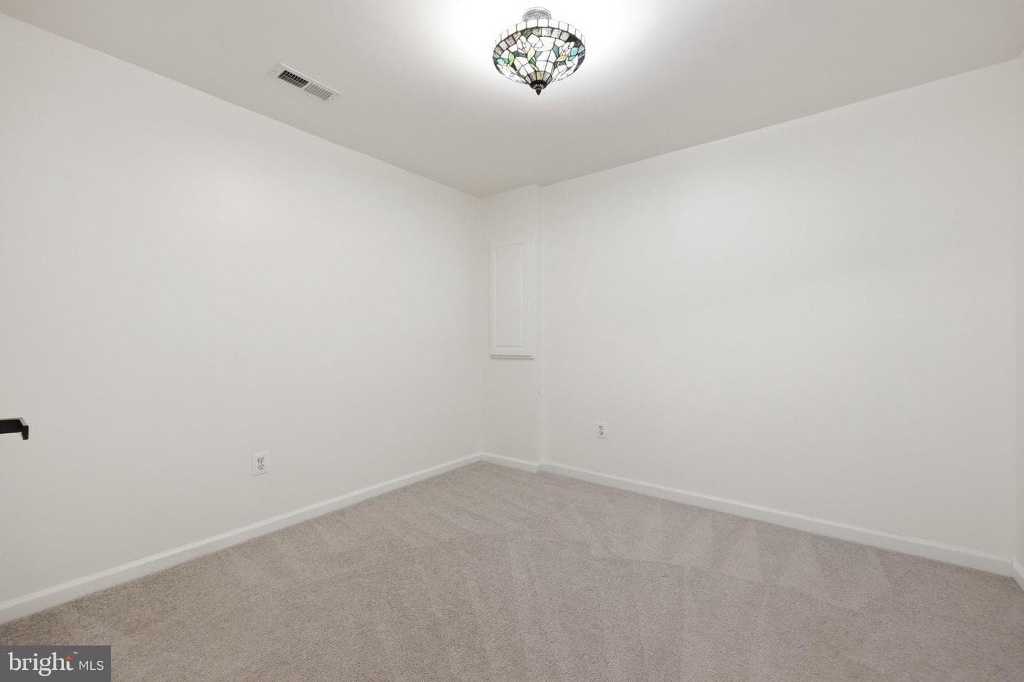 3647 Singleton Terrace photo 32
