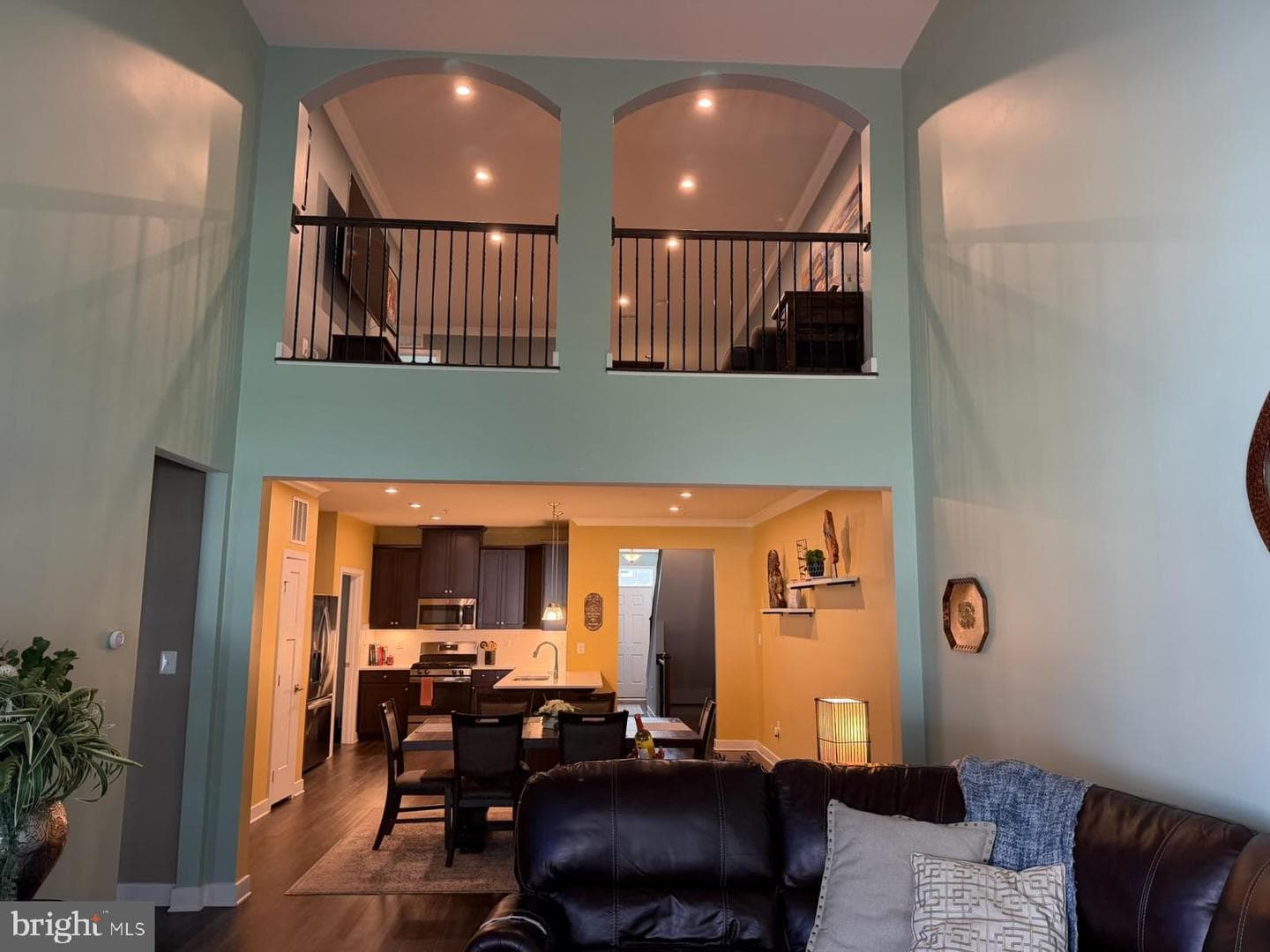 5312 Crape Myrtle Drive photo 3