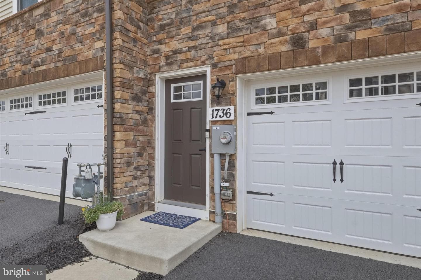 1736 Atlas Drive photo 4