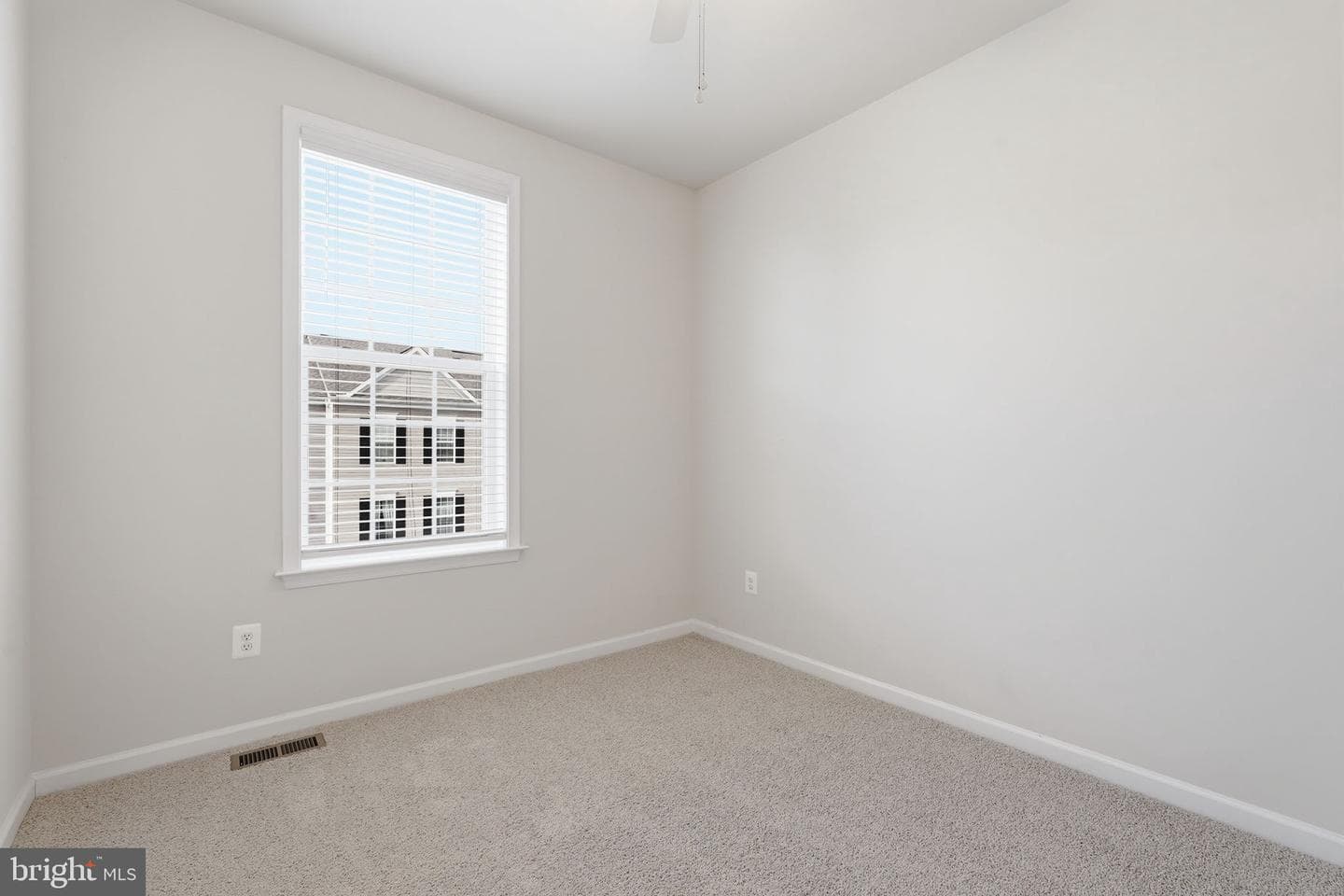304 Spring Bank Way photo 17
