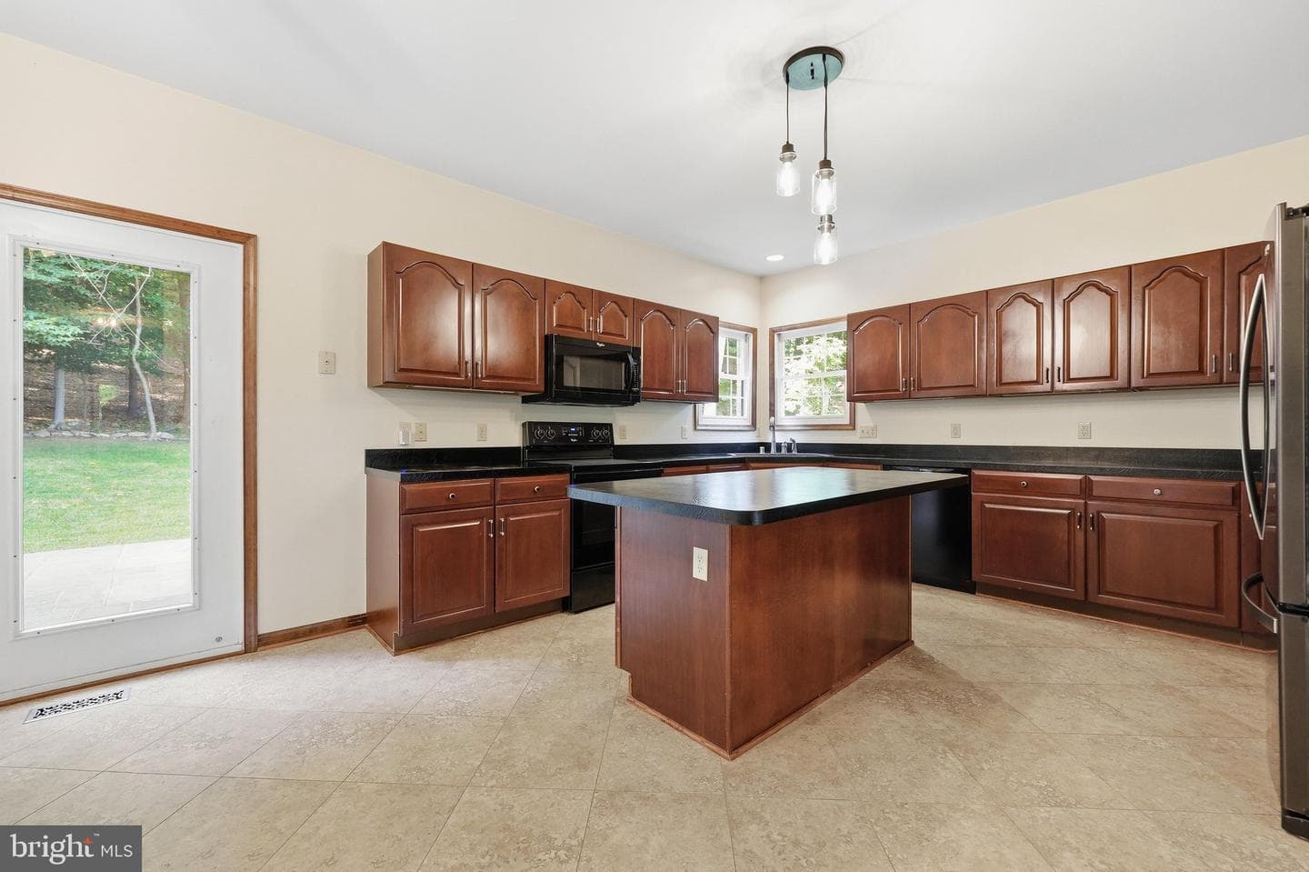 10014 Picea Court photo 11
