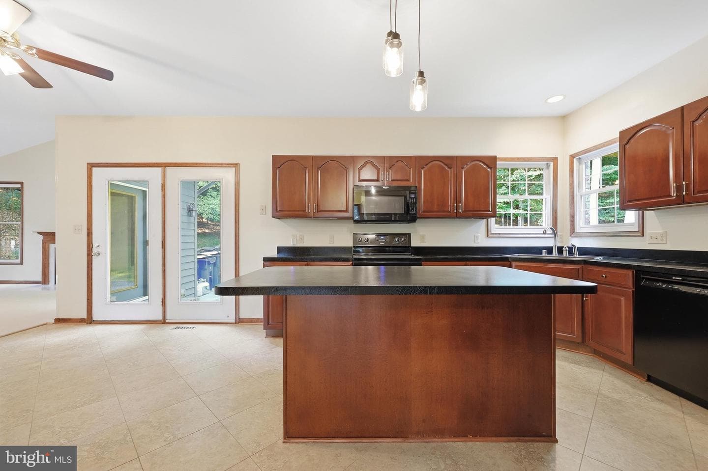 10014 Picea Court photo 12