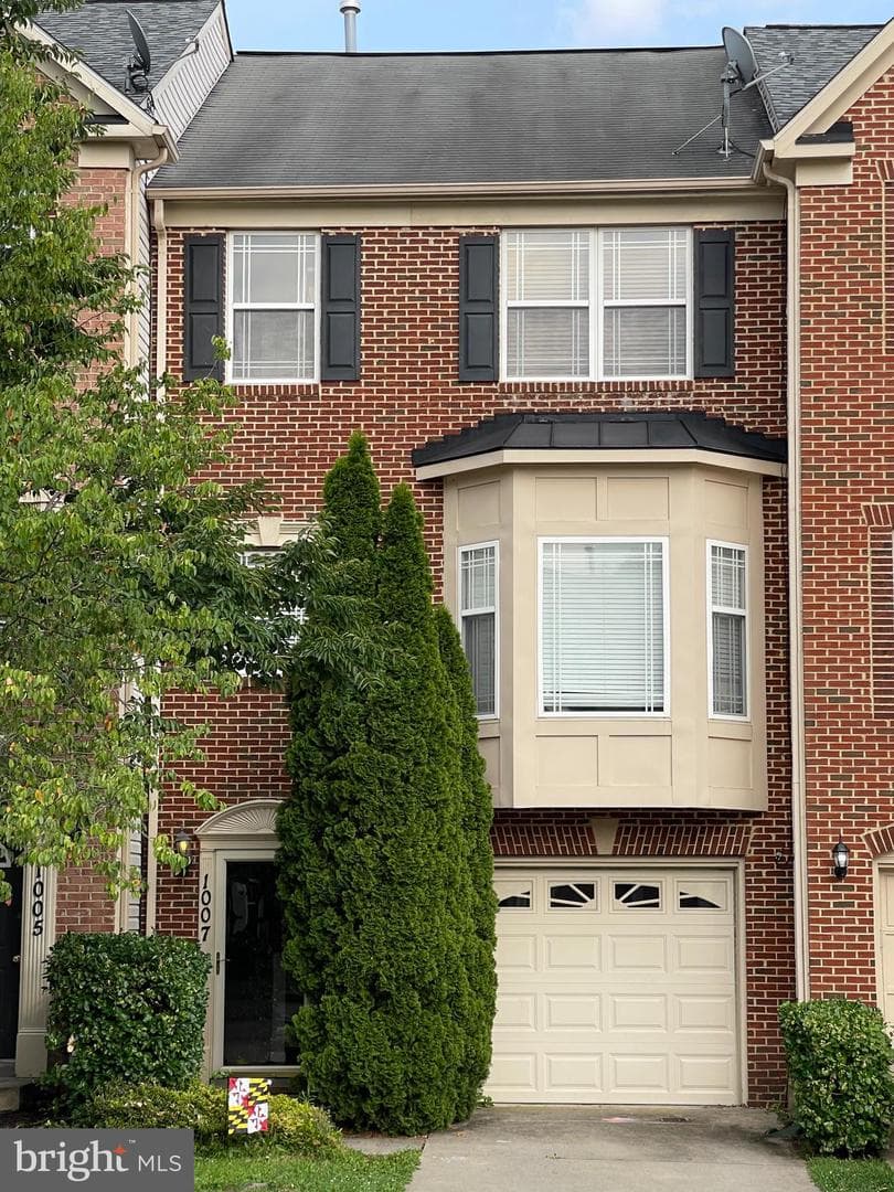 1007 Collindale Avenue photo 1