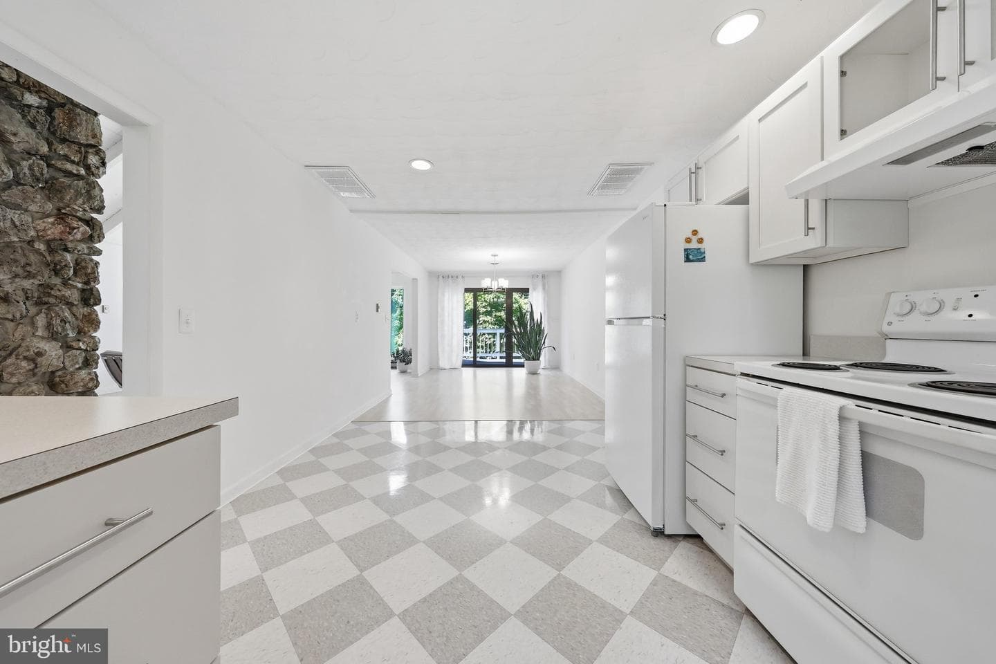 8315 Rocky Springs Road photo 14