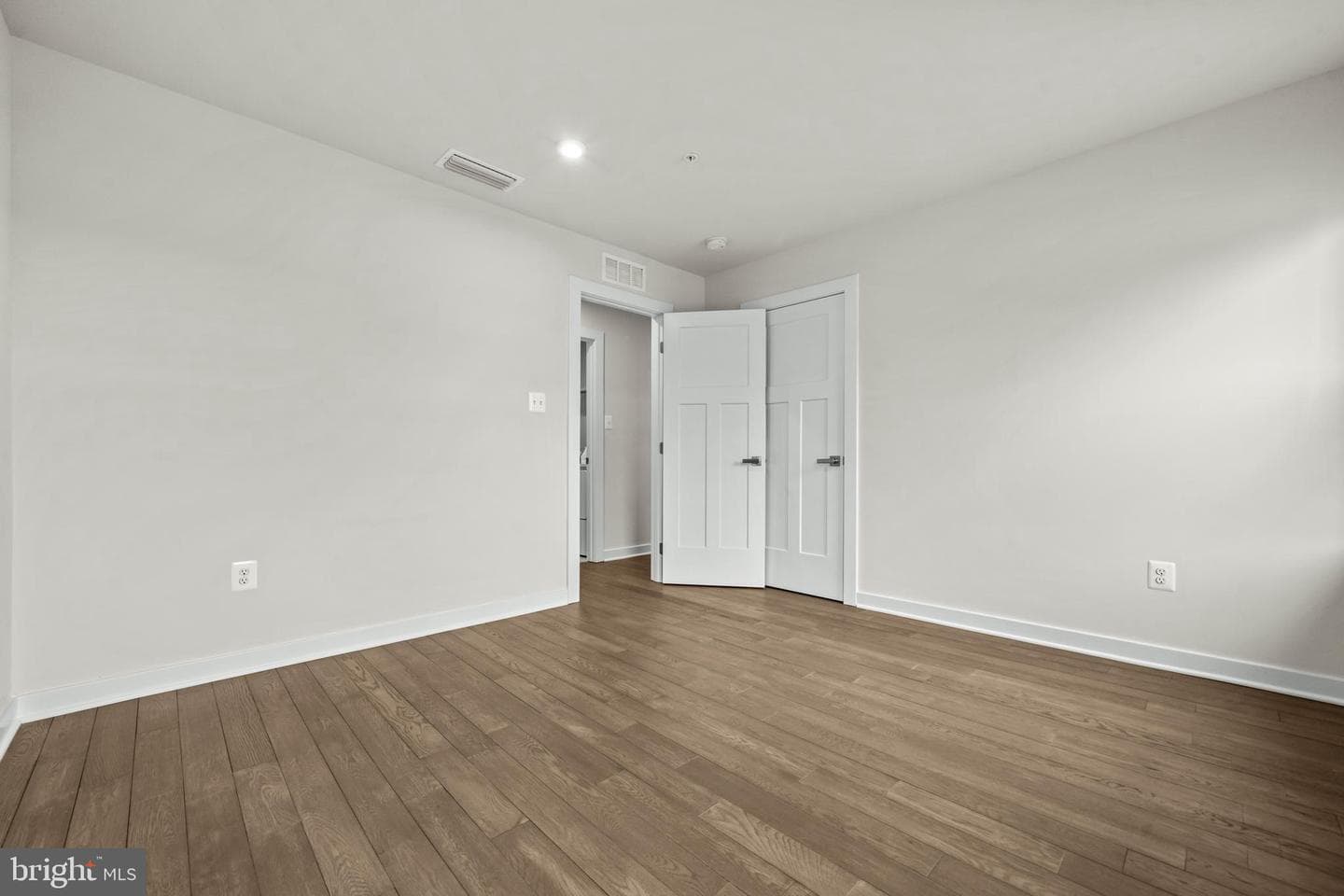 7029 Mandalong Ct photo 29