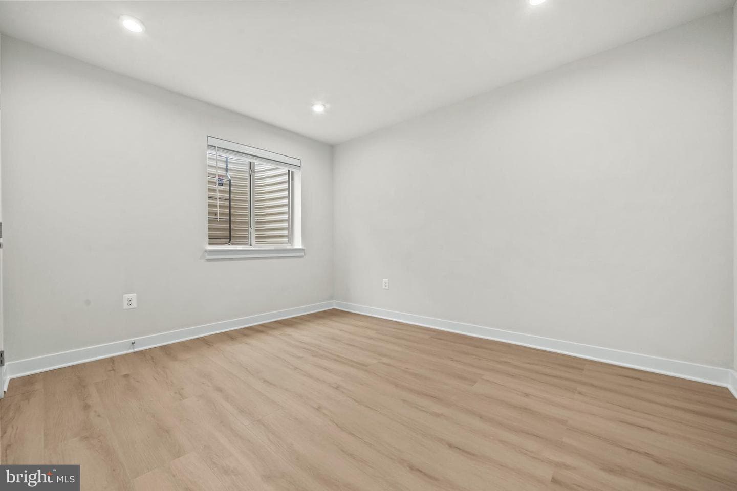 7029 Mandalong Ct photo 36