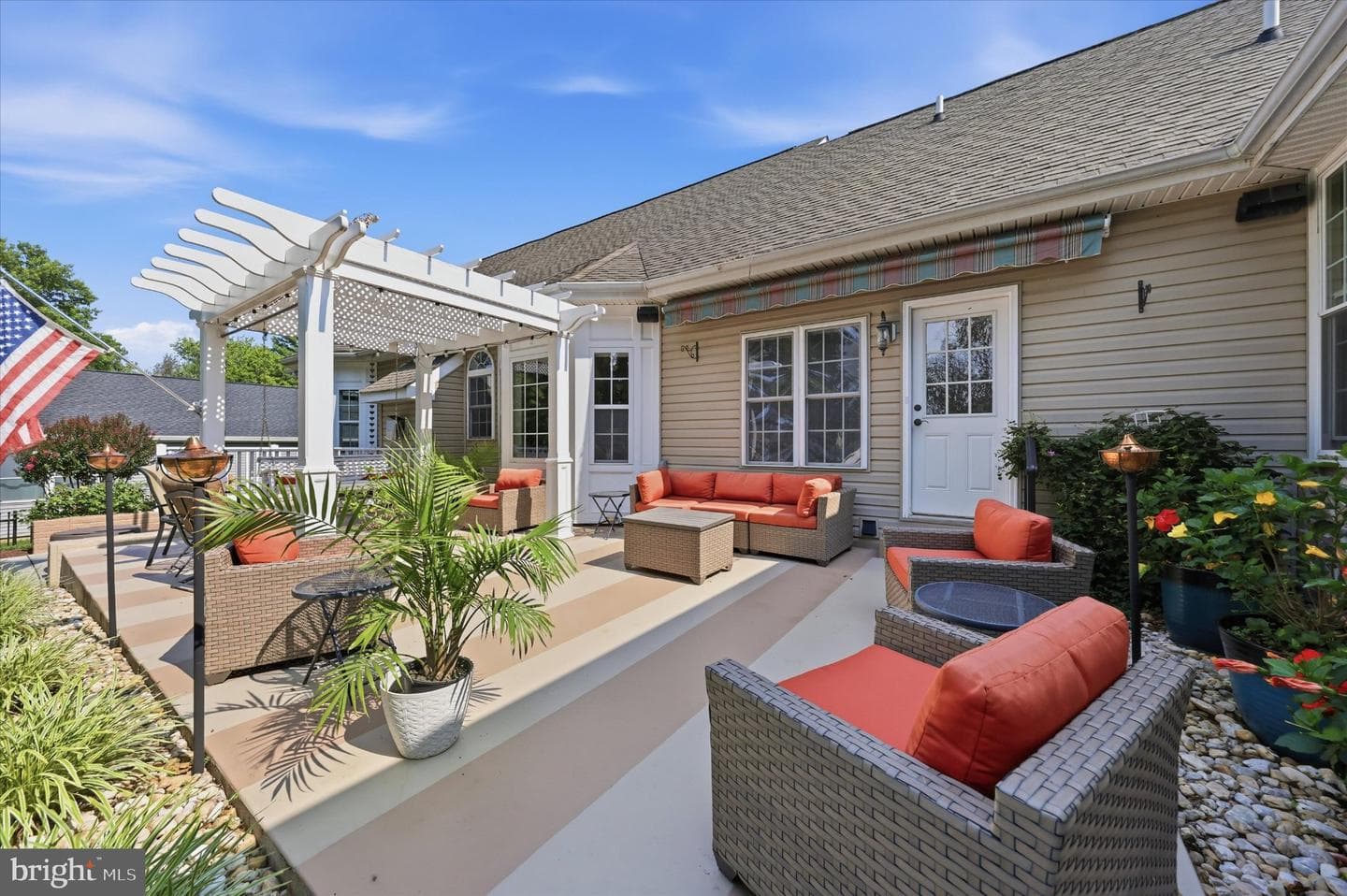 22 E Green Street photo 41