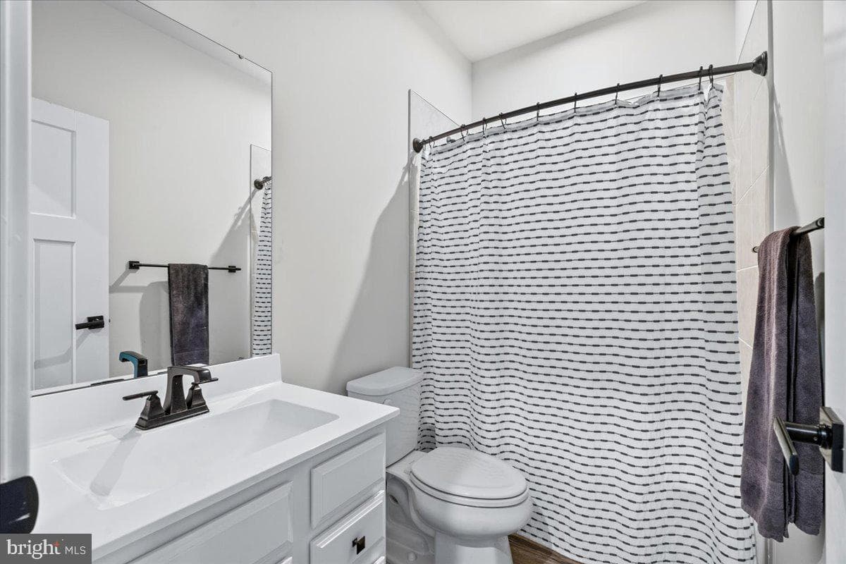 6116 Goshawk Street photo 25