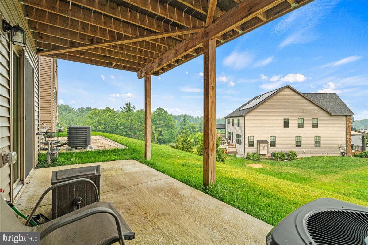 6116 Goshawk Street photo 34