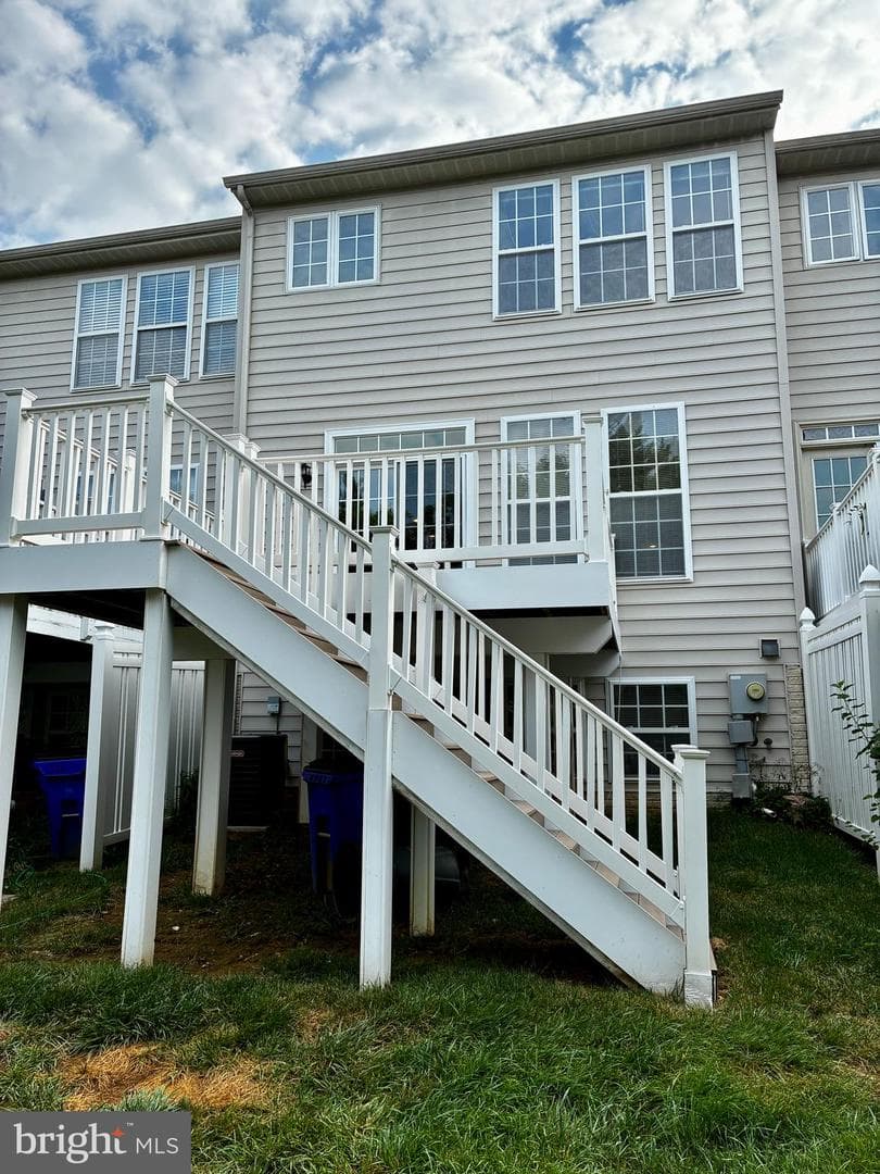 408 Stone Springs Lane photo 4