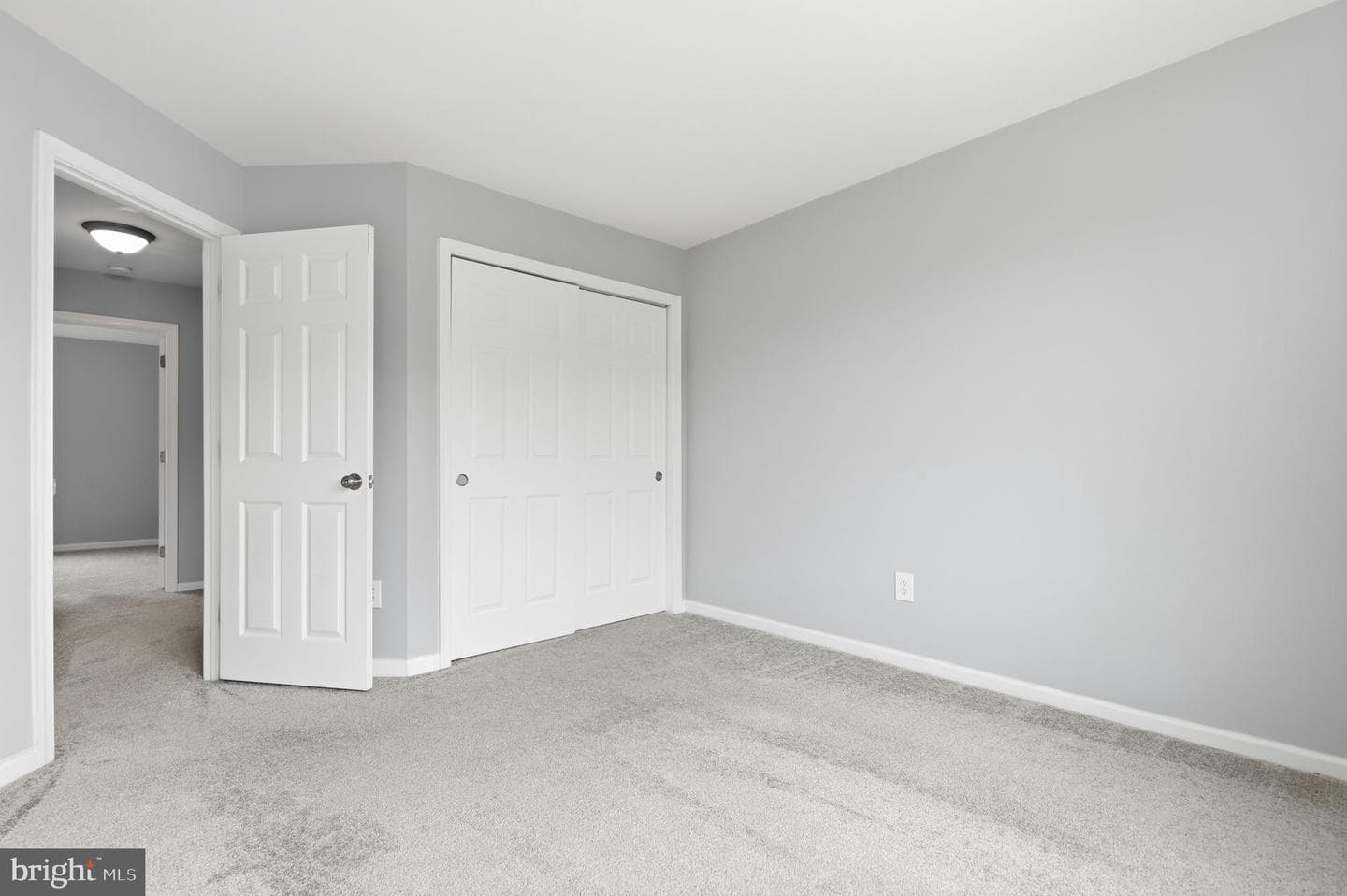 6212 Cliffside Terrace photo 23