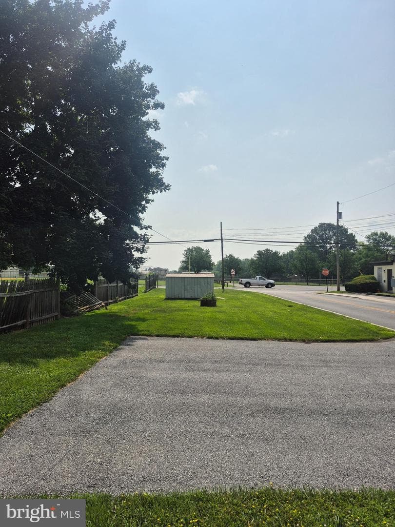 219 S Seton Avenue photo 20