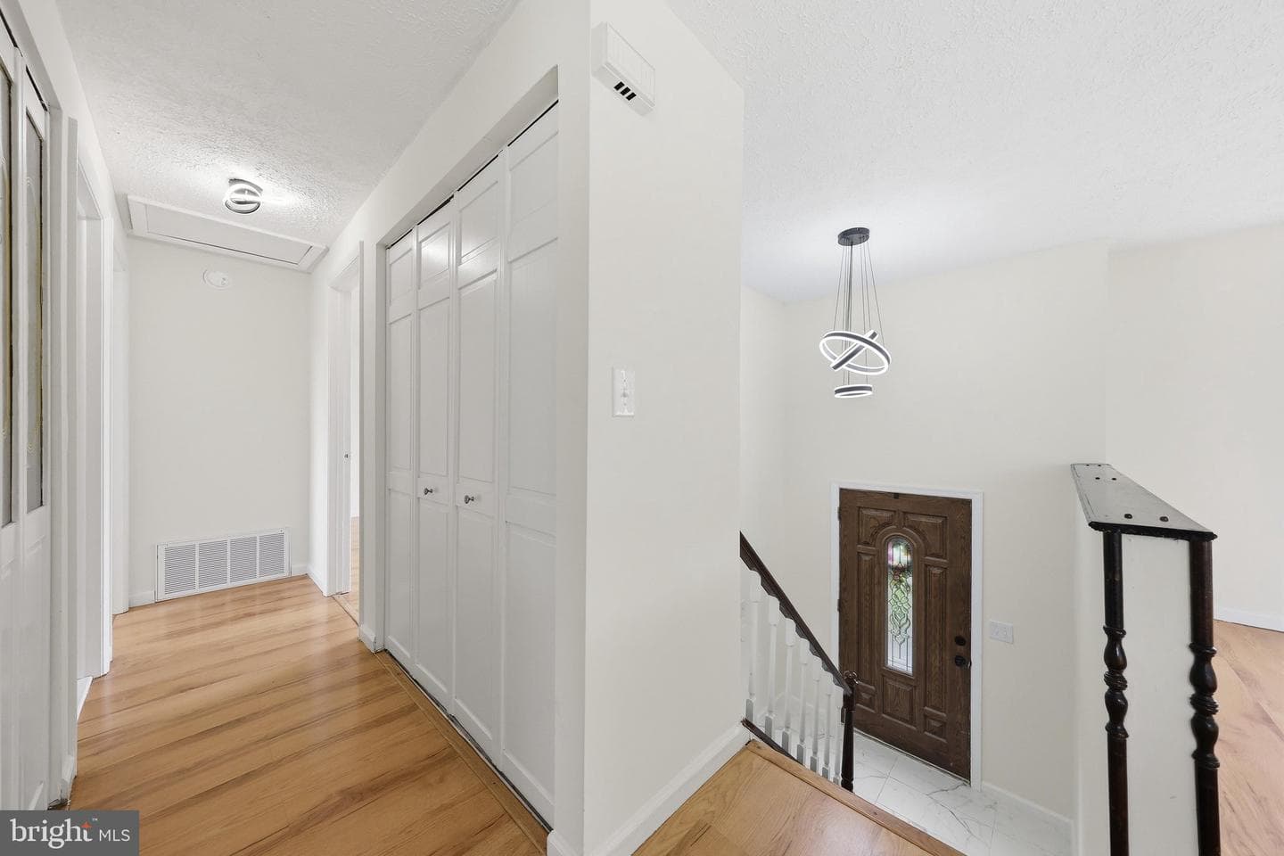 391 Prospect Boulevard photo 4
