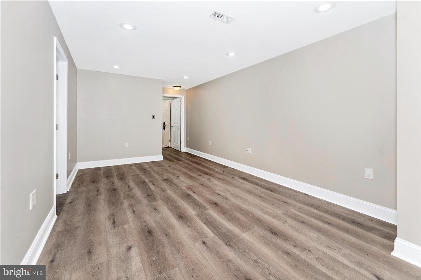 5805 Broad Branch Way photo 32
