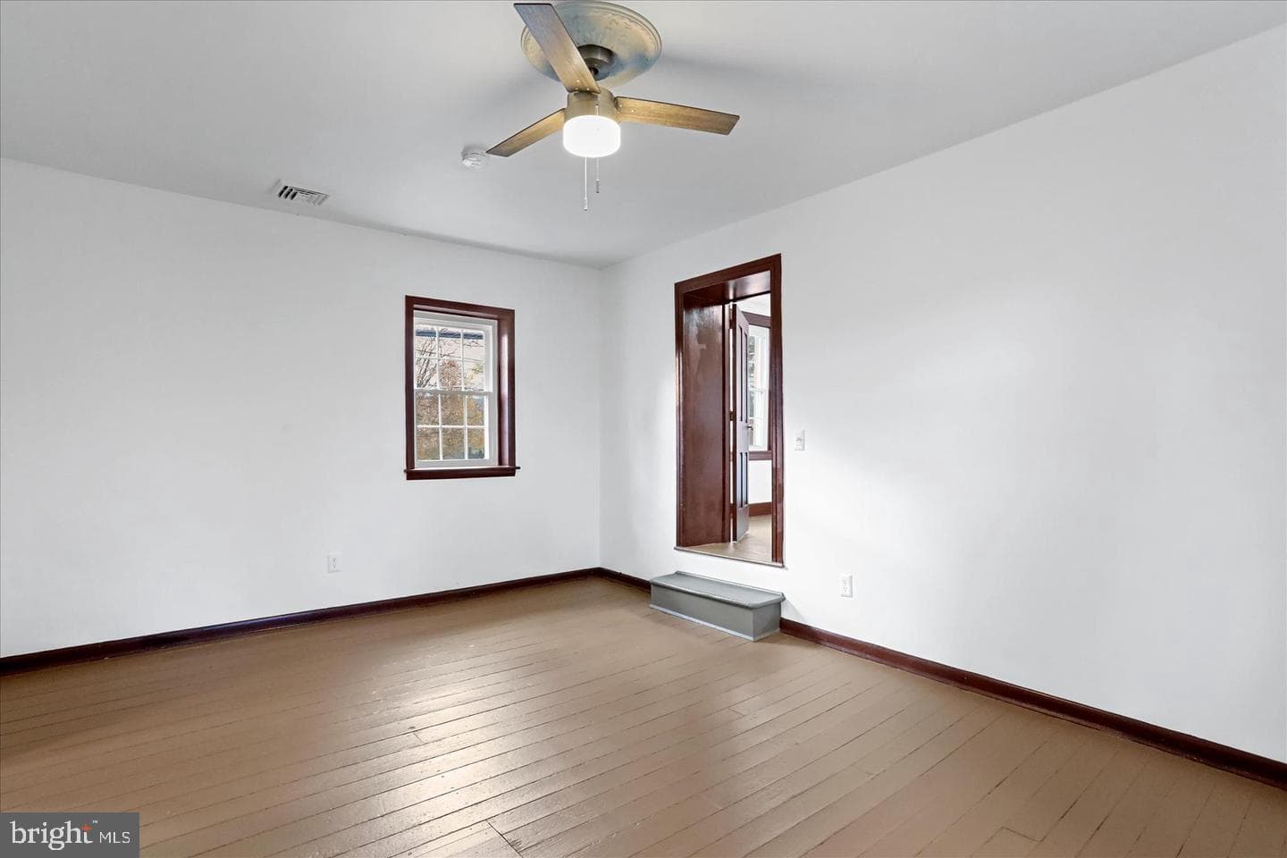 12509 Wolfsville Road photo 20