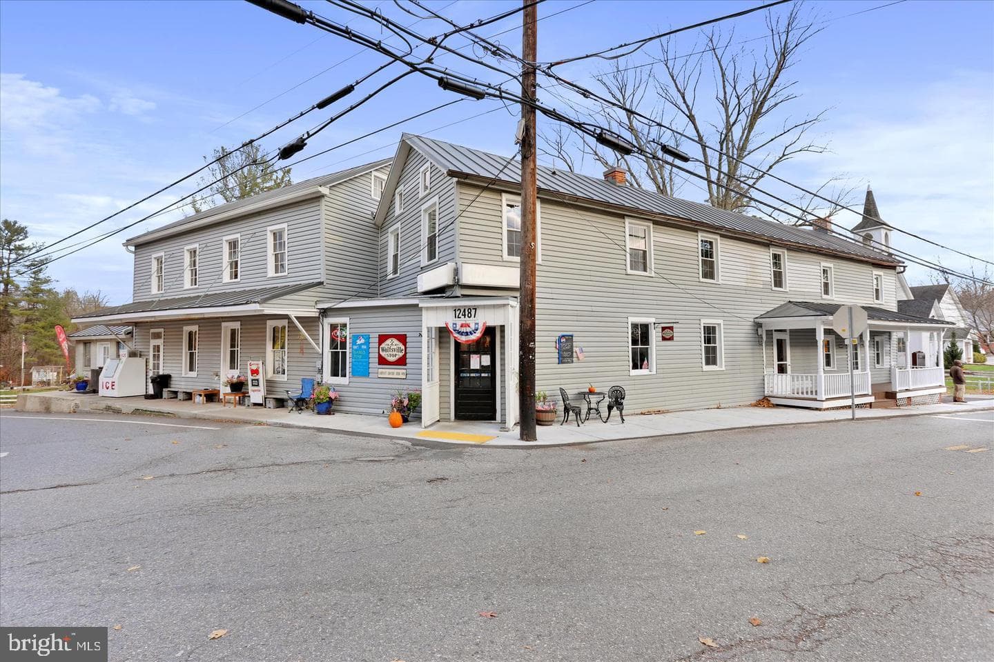 12509 Wolfsville Road photo 3