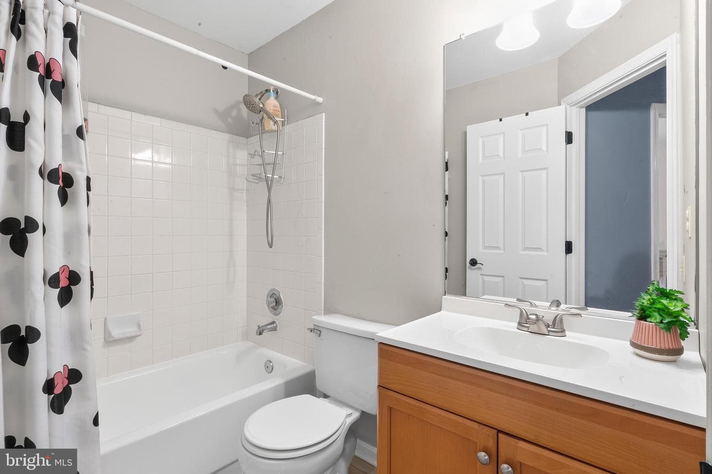 7128 Collinsworth Place photo 36