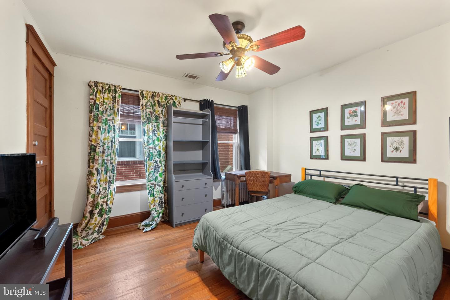 24 College Avenue photo 17