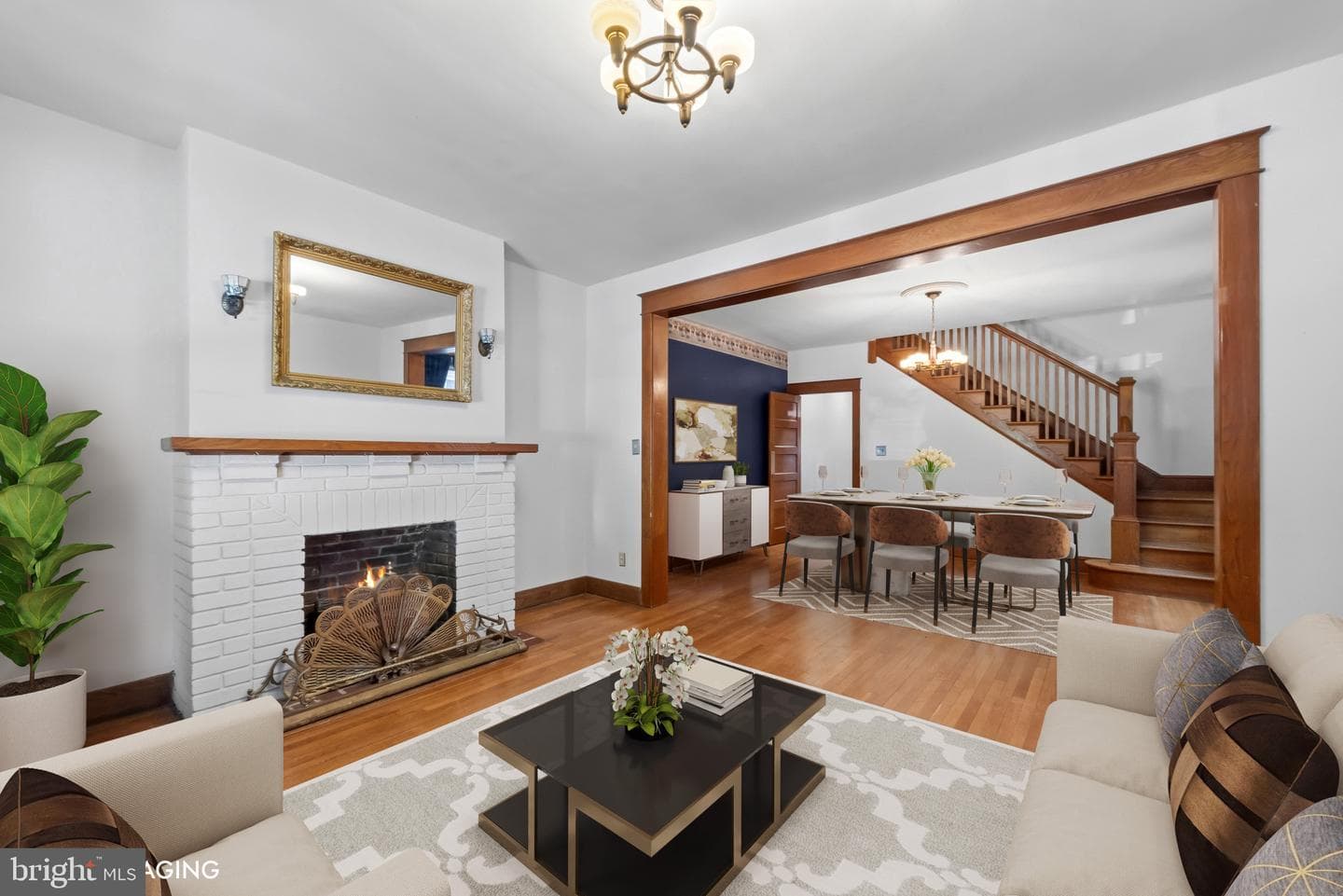 24 College Avenue photo 3