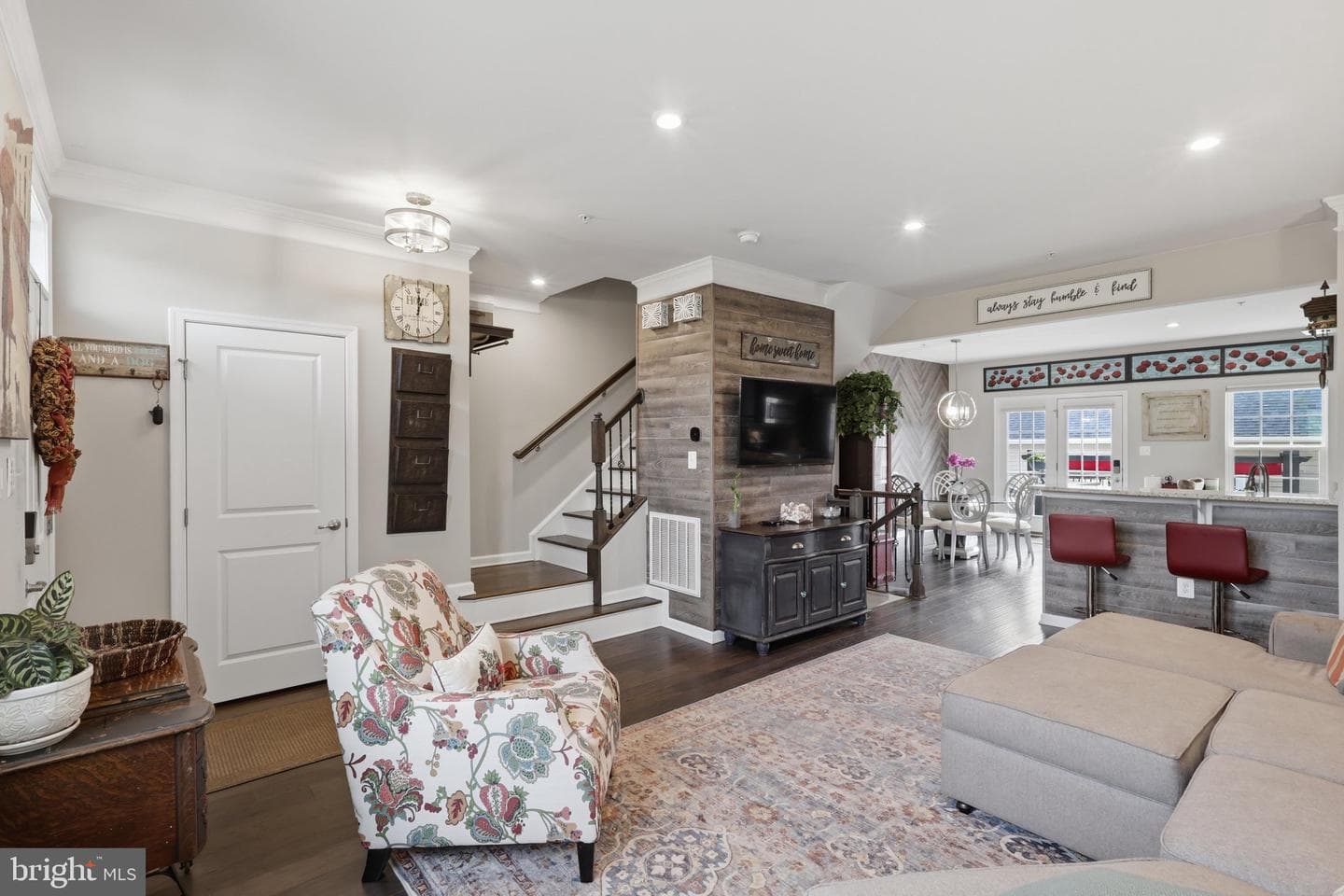 4488 Maidengrass Lane photo 8