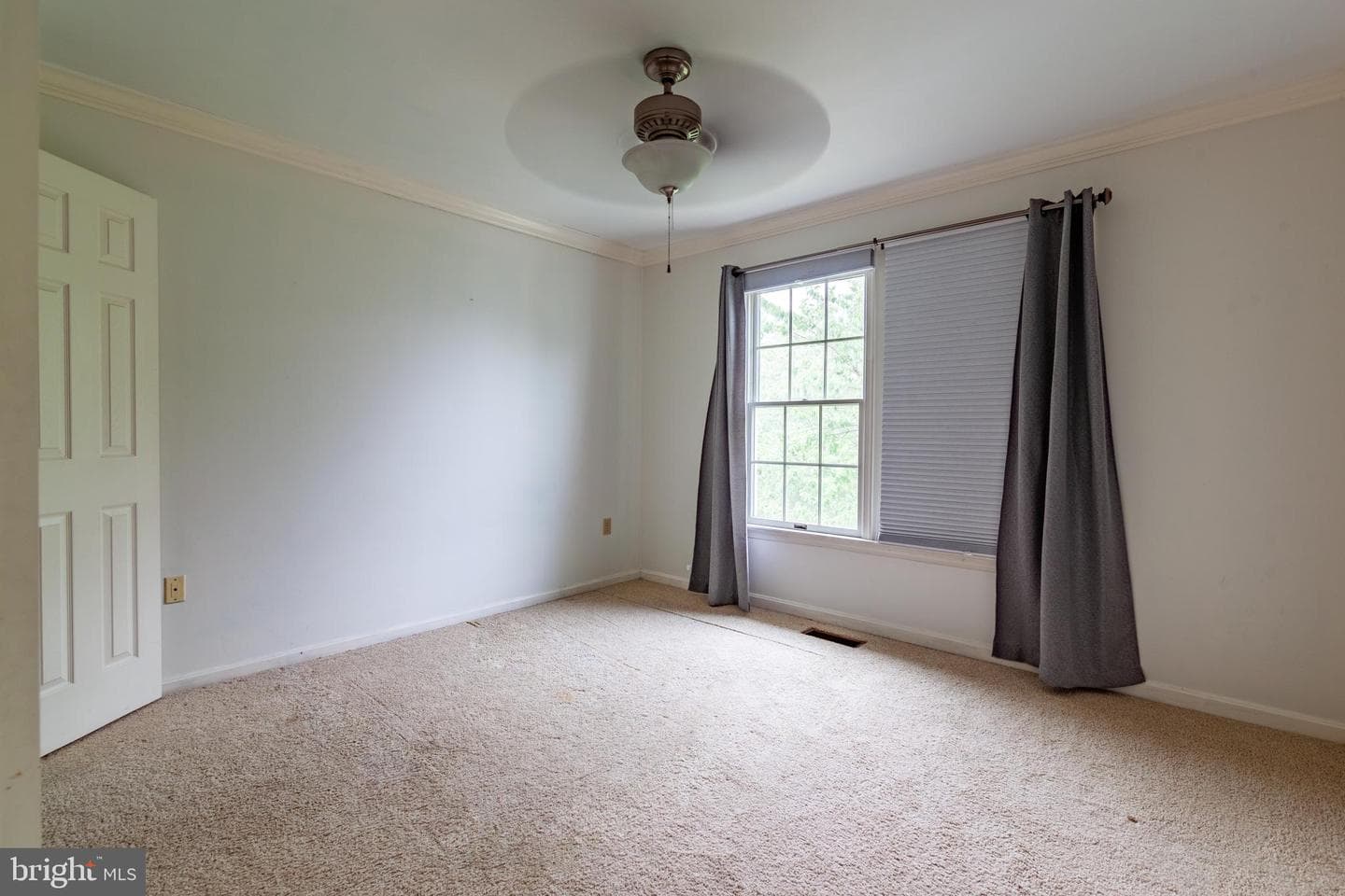 2425 Hunters Chase Court photo 40
