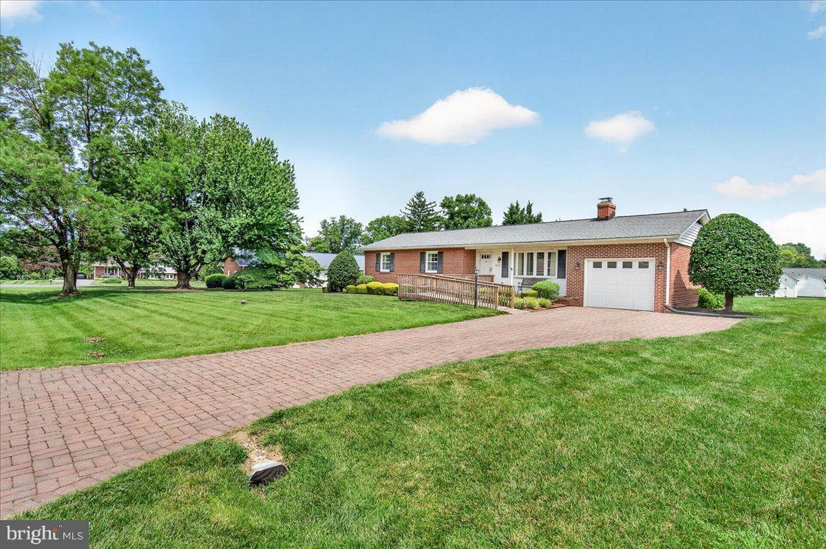 7910 Edgewood Farm Road, Frederick