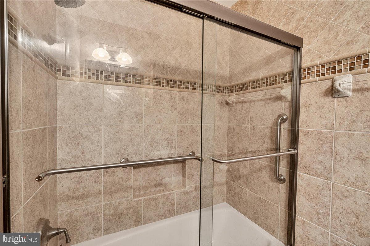 7910 Edgewood Farm Road photo 26