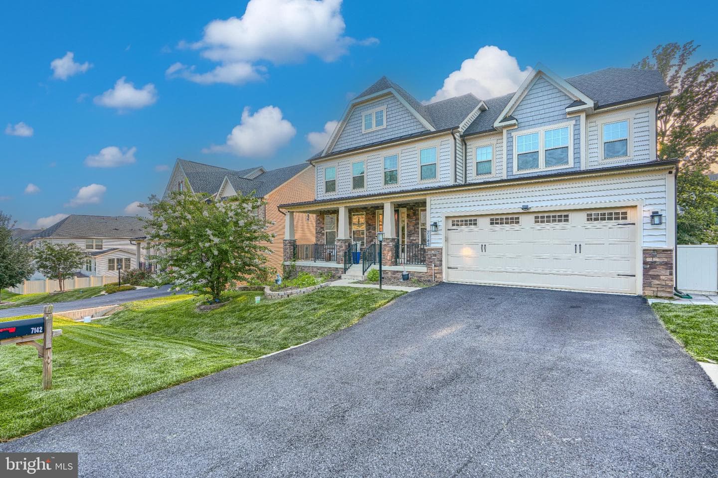 7142 Starmount Way photo 1