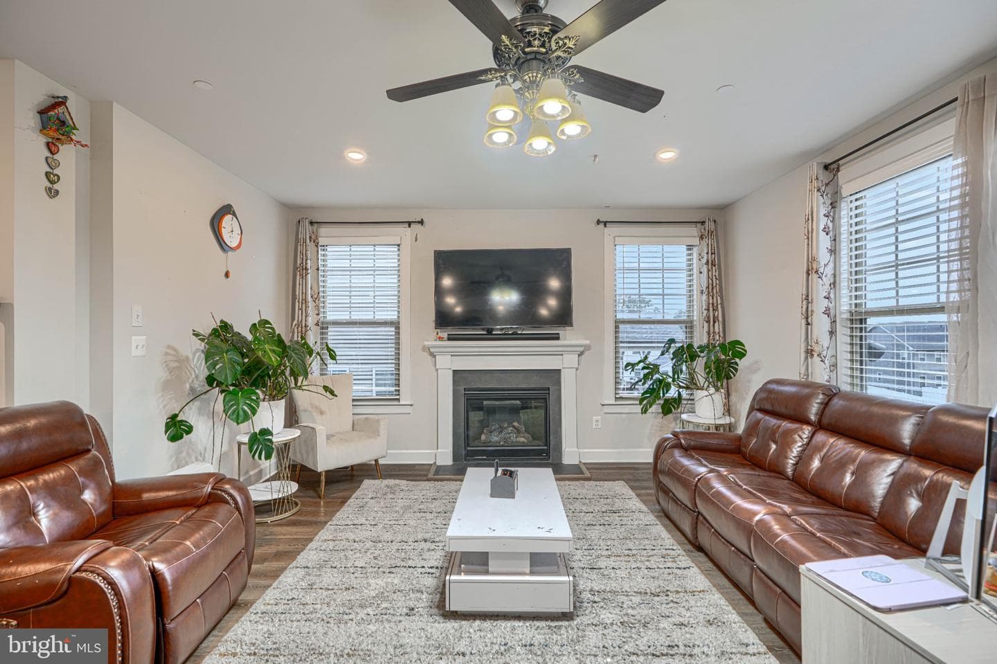 7142 Starmount Way photo 16