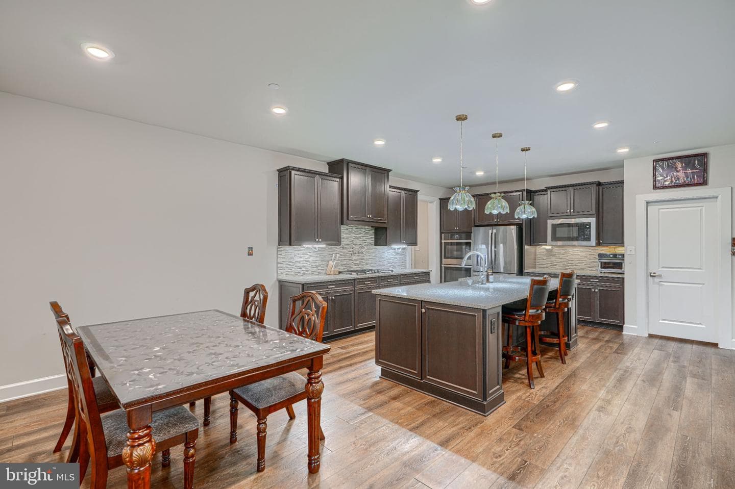 7142 Starmount Way photo 19
