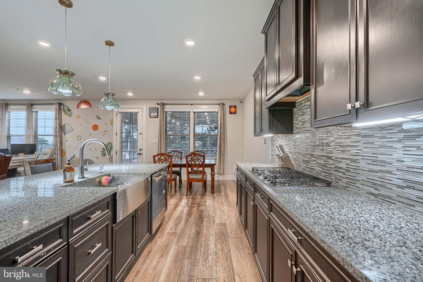 7142 Starmount Way photo 24
