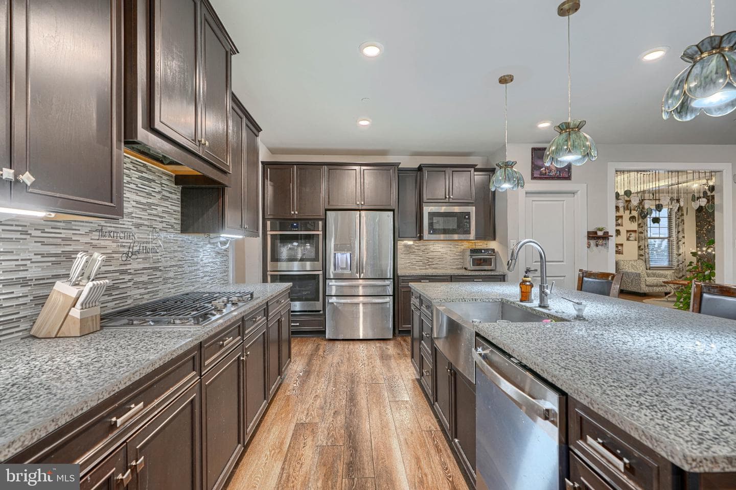 7142 Starmount Way photo 25