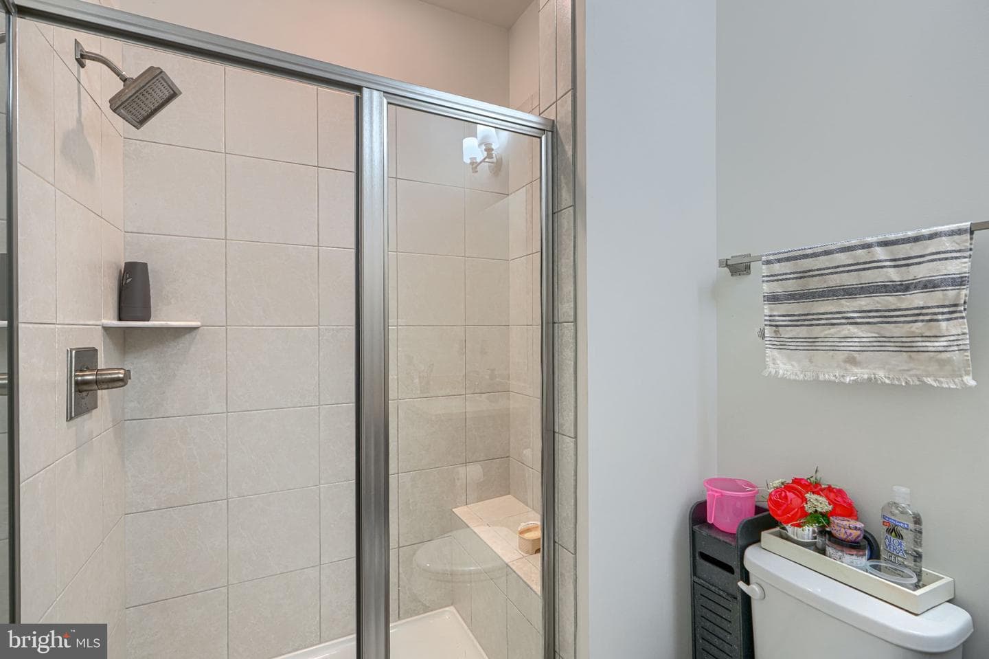 7142 Starmount Way photo 34