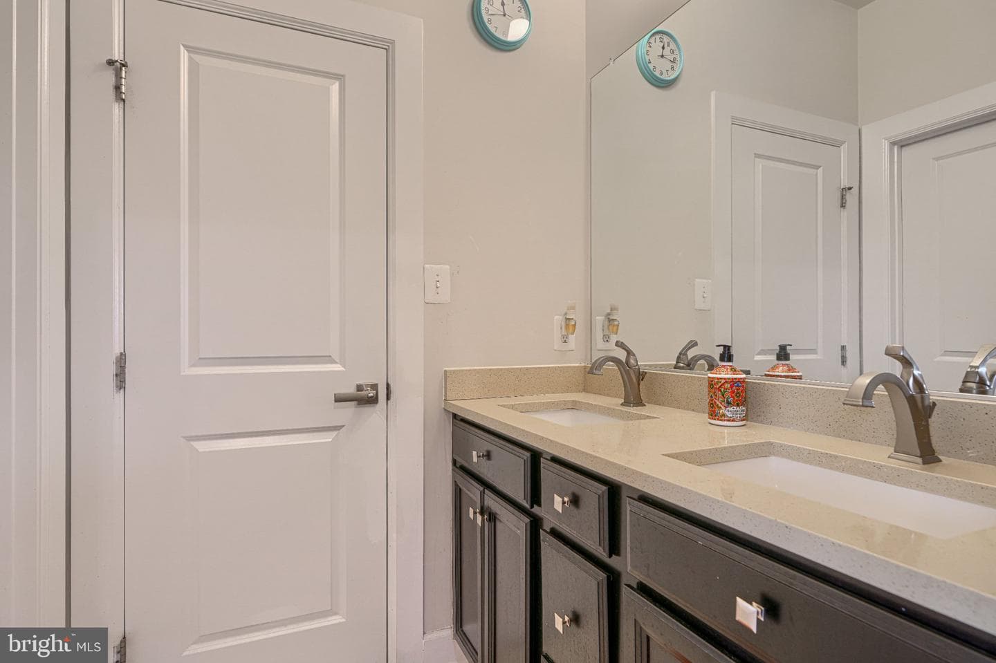 7142 Starmount Way photo 43