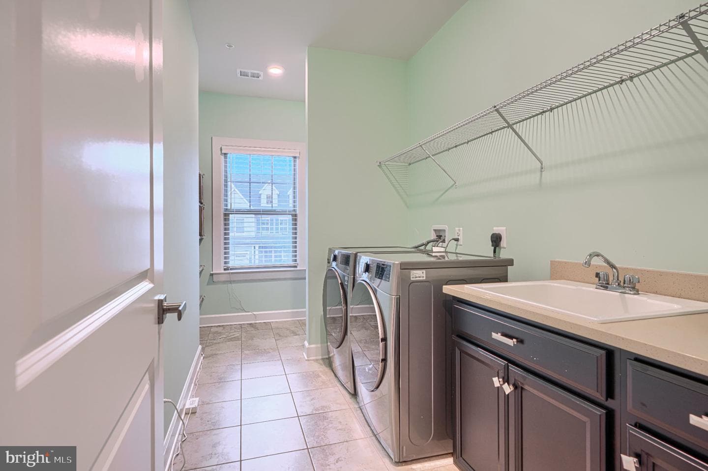 7142 Starmount Way photo 58