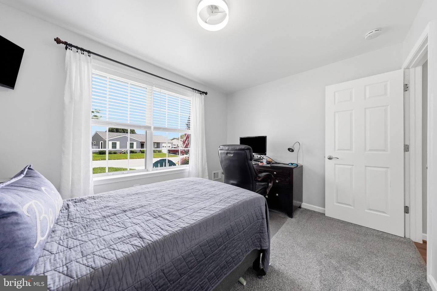 5679 Barberry Court photo 28