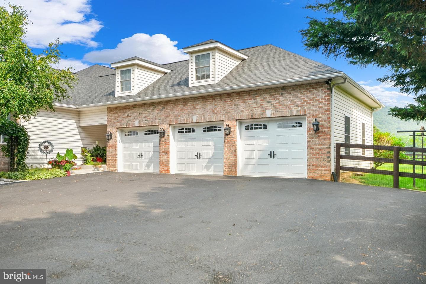 11717 Pleasant Walk Road photo 6