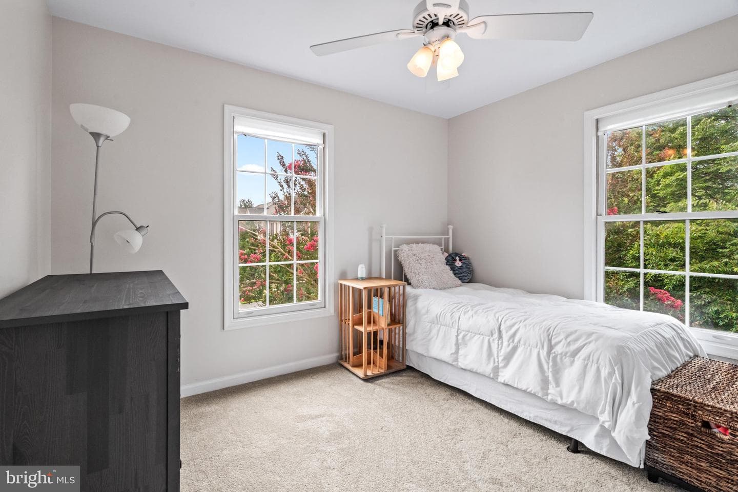 6626 Commodore Court photo 32