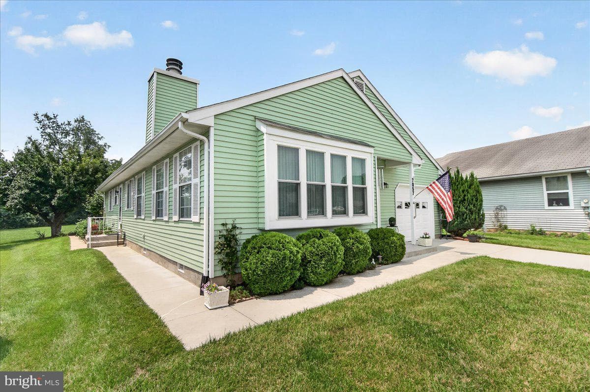 7057 Catalpa Road, Frederick