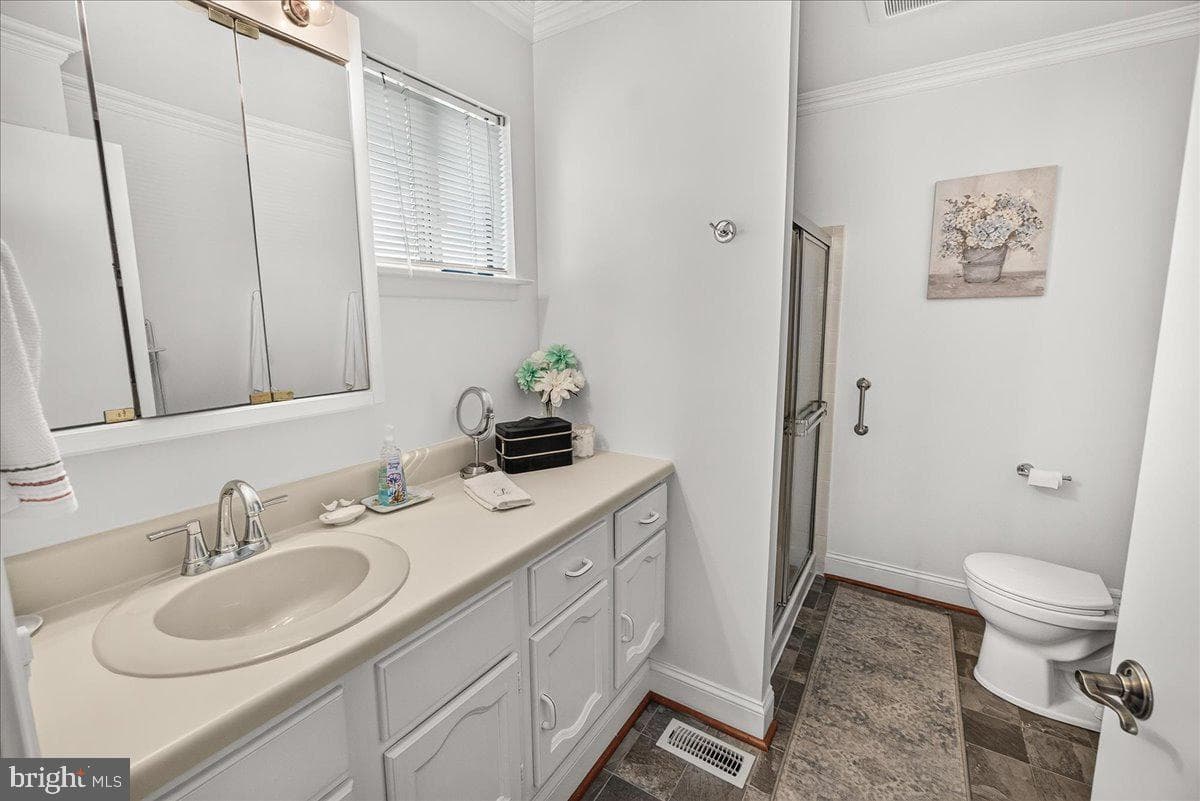 7057 Catalpa Road photo 28