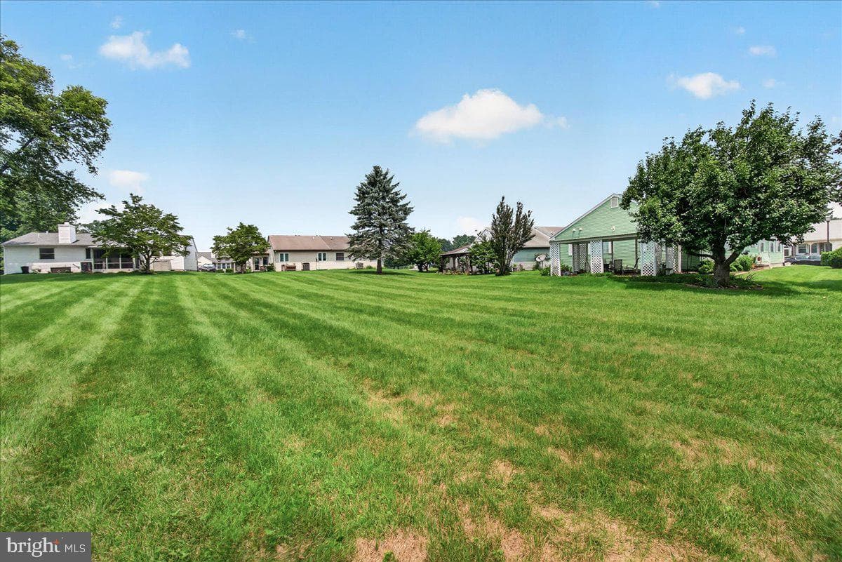 7057 Catalpa Road photo 45