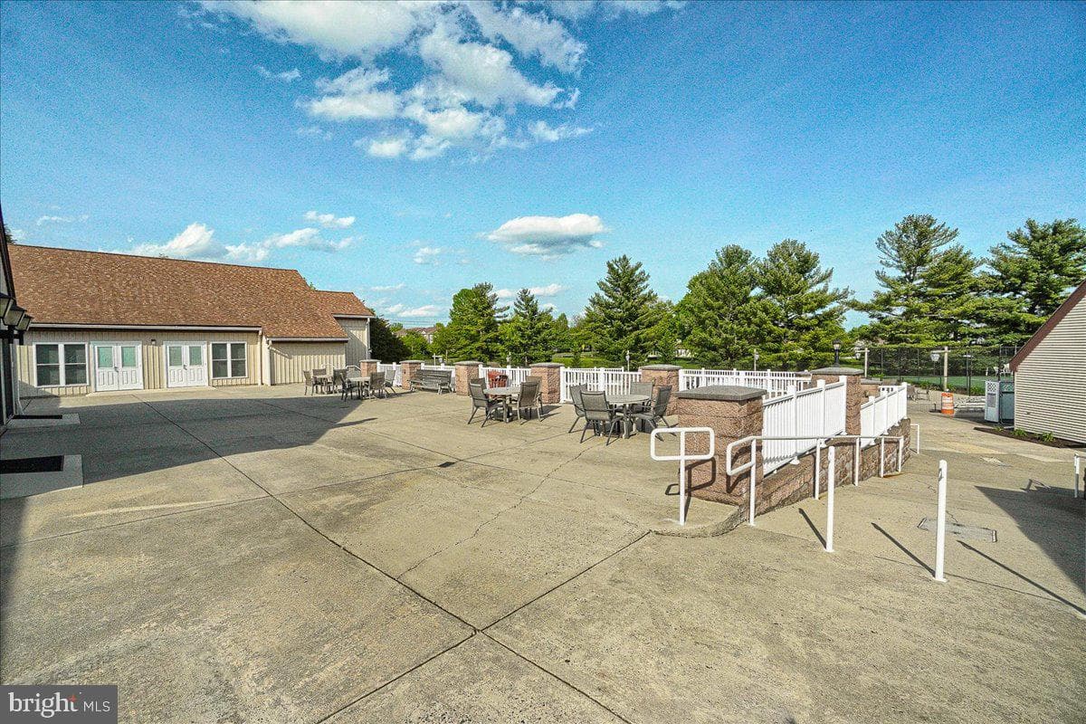 7057 Catalpa Road photo 68