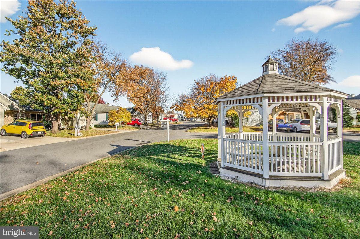7057 Catalpa Road photo 79